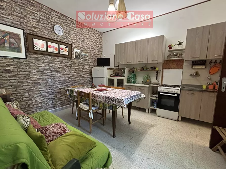 Immagine 2 di Casa indipendente in vendita  in Montegrosso, viale dei Combattenti a Andria