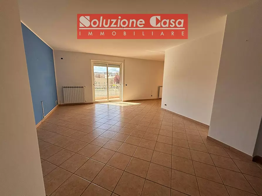 Immagine 1 di Appartamento in vendita  in via Capurso a Canosa Di Puglia