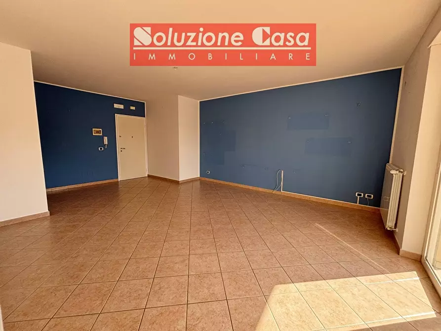 Immagine 3 di Appartamento in vendita  in via Capurso a Canosa Di Puglia