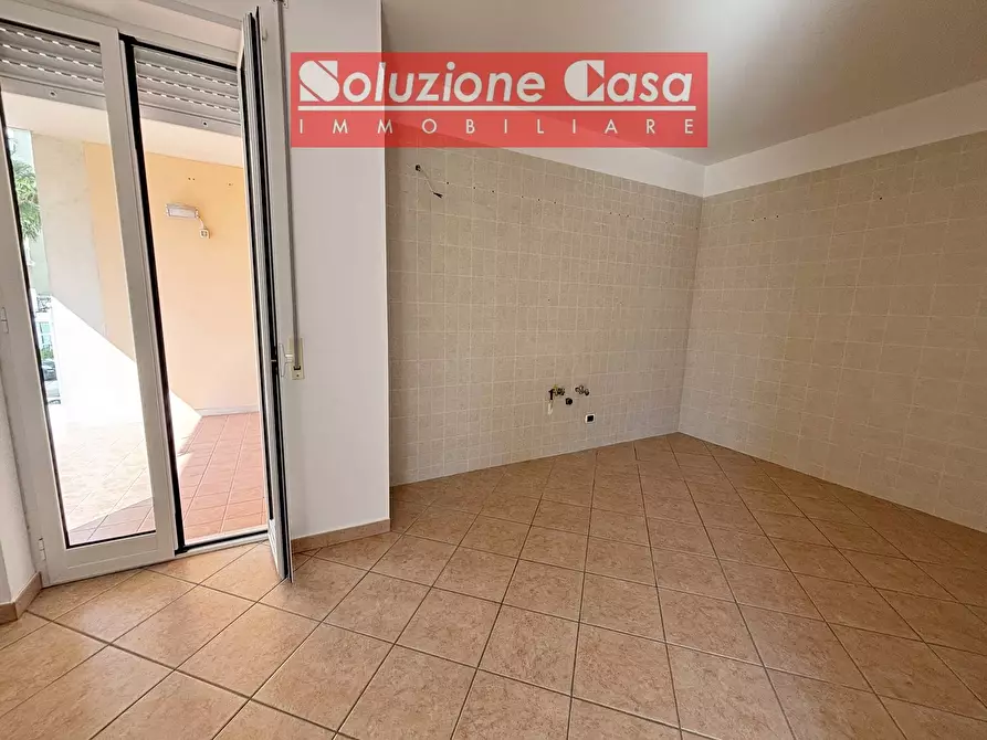 Immagine 4 di Appartamento in vendita  in via Capurso a Canosa Di Puglia