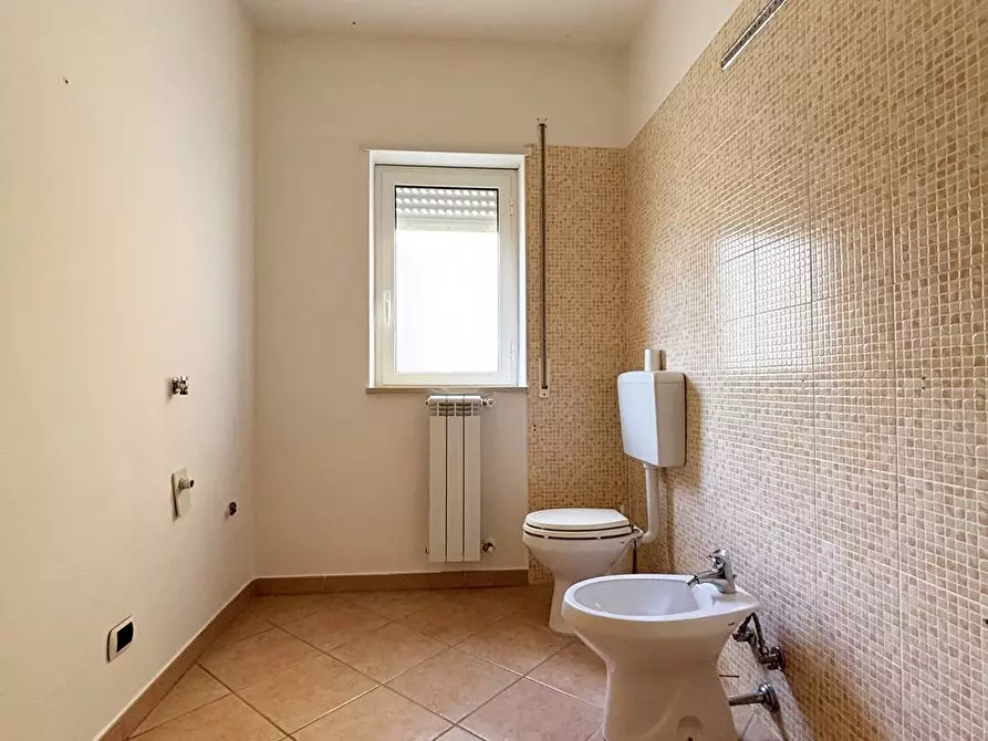 Immagine 10 di Appartamento in vendita  in via Capurso a Canosa Di Puglia