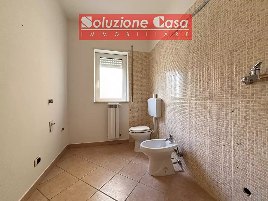 Immagine 11 di Appartamento in vendita  in via Capurso a Canosa Di Puglia