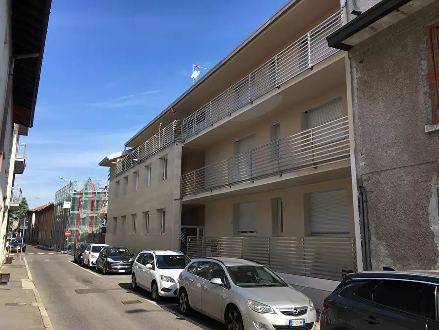 Immagine 27 di Appartamento in vendita  in Via Vespucci a Legnano