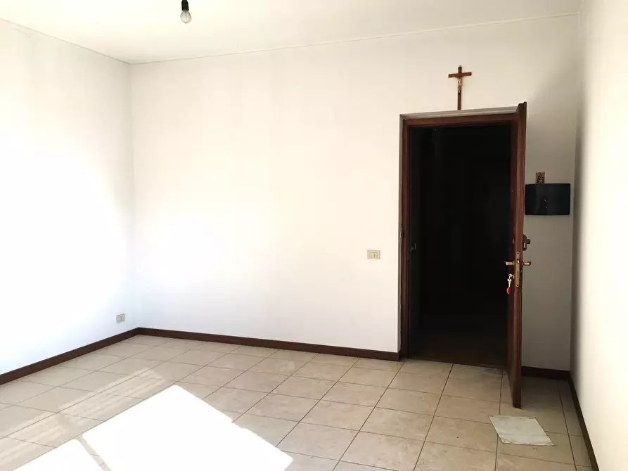 Immagine 12 di Ufficio in vendita  in Via Branca a Legnano