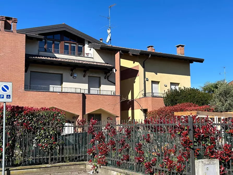 Immagine 1 di Appartamento in vendita  in Via Cavalieri di Vittorio Veneto a Dairago
