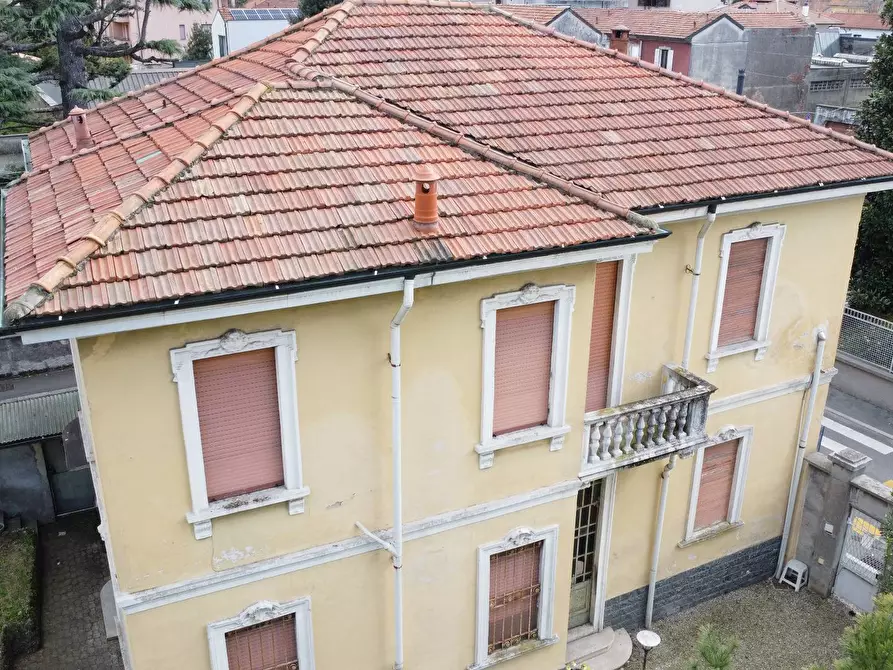 Immagine 26 di Villa in vendita  in Via Augusto Righi a Legnano