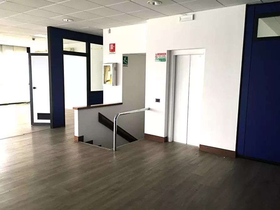 Immagine 14 di Ufficio in affitto  in Corso Sempione a Nerviano