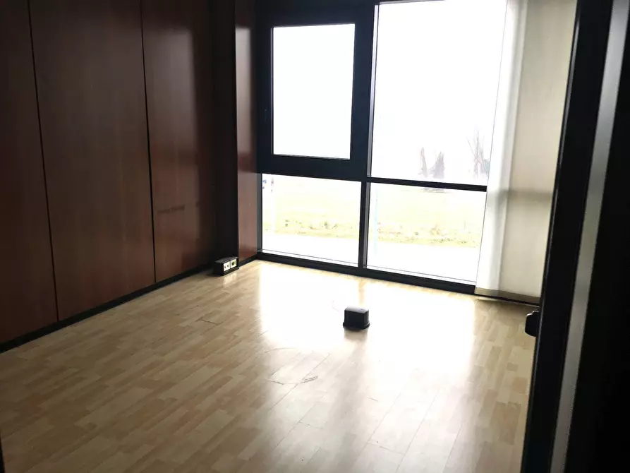 Immagine 16 di Ufficio in affitto  in Corso Sempione a Nerviano
