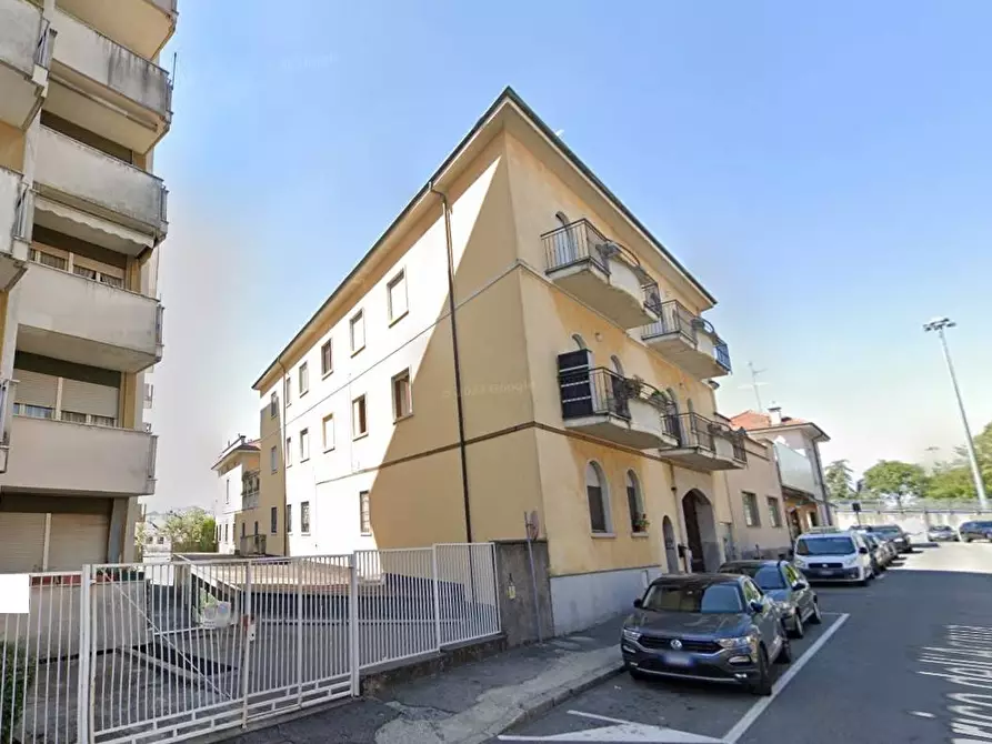Immagine 1 di Appartamento in vendita  in Viale Armando Diaz a Busto Arsizio