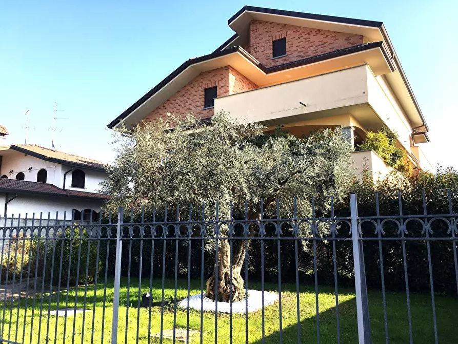 Immagine 1 di Appartamento in vendita  in Via Giuseppe Parini a San Vittore Olona