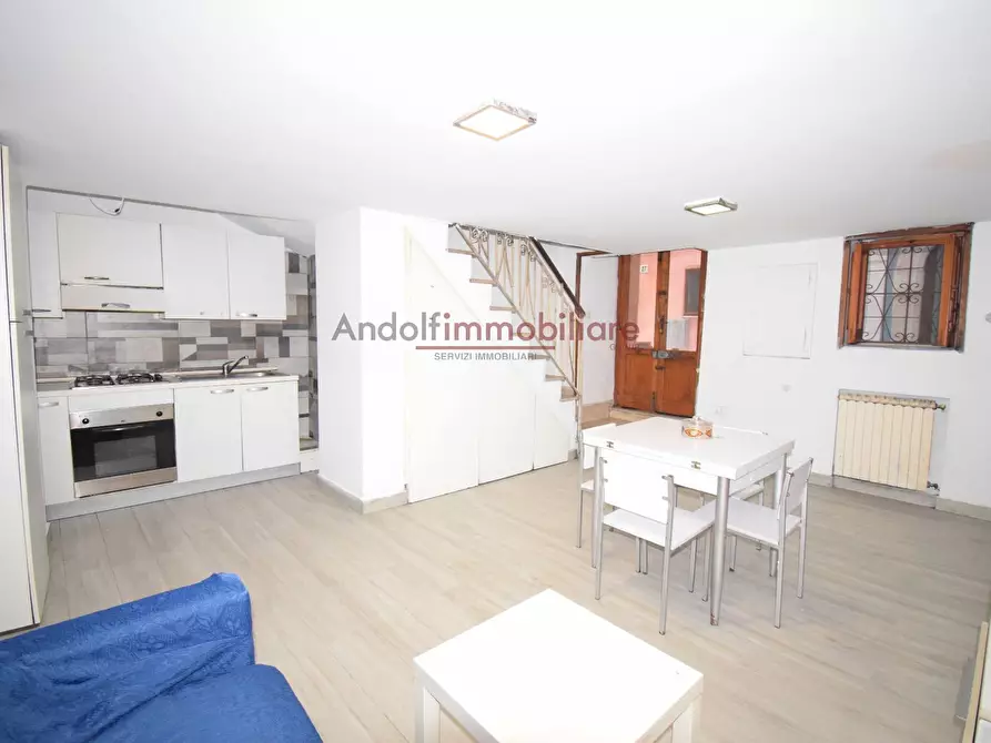 Immagine 1 di Appartamento in vendita  in Vico XXI lungomare caboto a Gaeta
