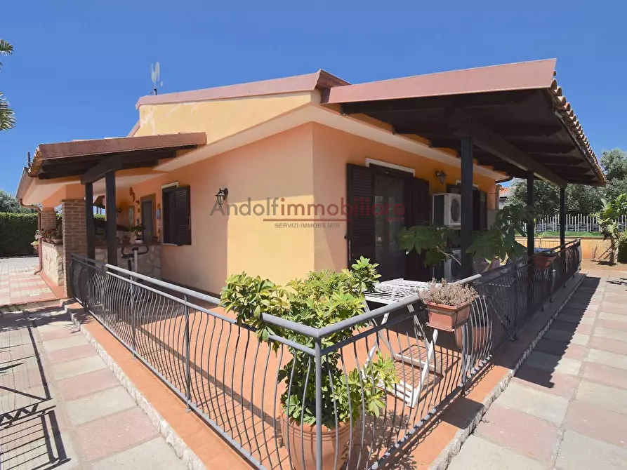 Immagine 8 di Villa in vendita  in Via Monte Tortona a Gaeta