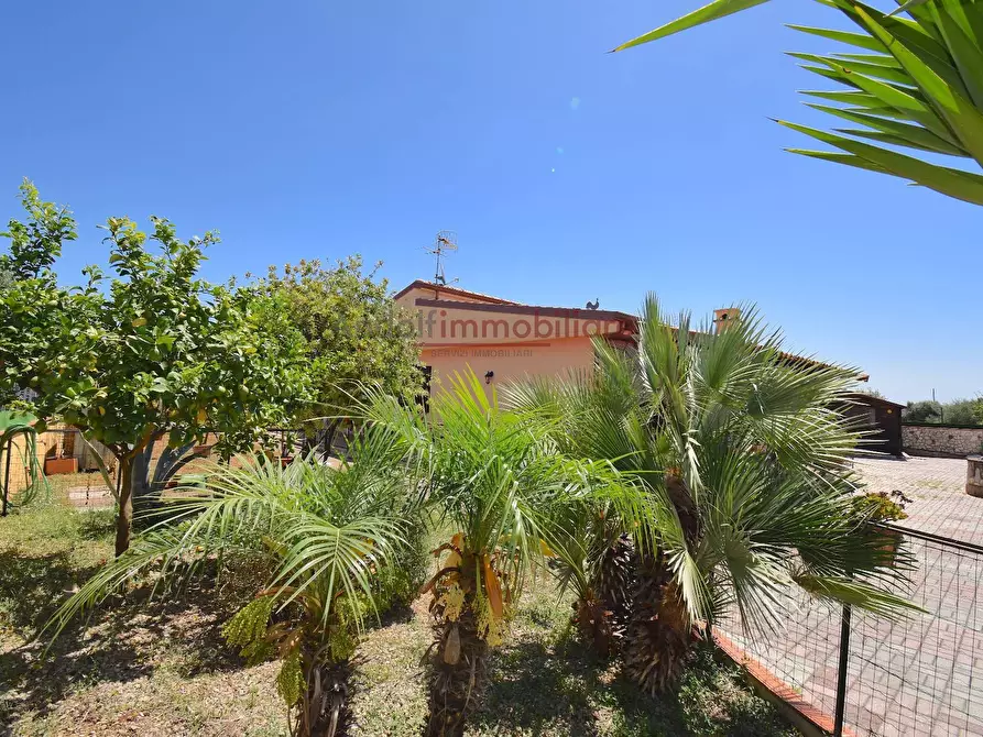 Immagine 12 di Villa in vendita  in Via Monte Tortona a Gaeta