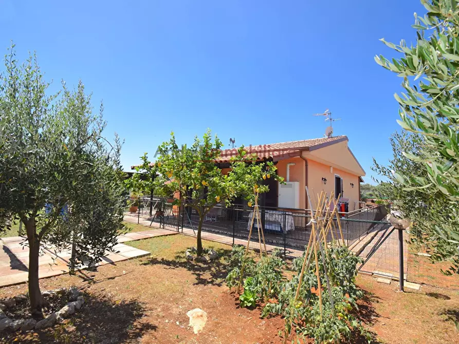 Immagine 11 di Villa in vendita  in Via Monte Tortona a Gaeta