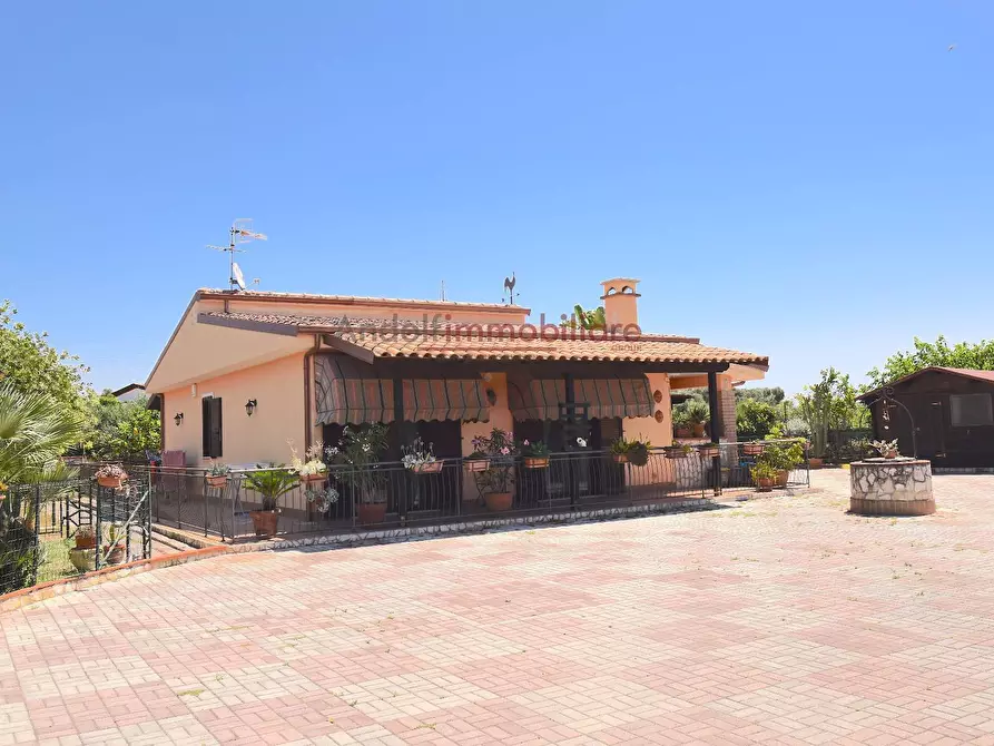 Immagine 3 di Villa in vendita  in Via Monte Tortona a Gaeta