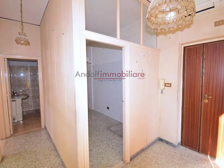 Immagine 12 di Appartamento in vendita  in Via Castello a Formia