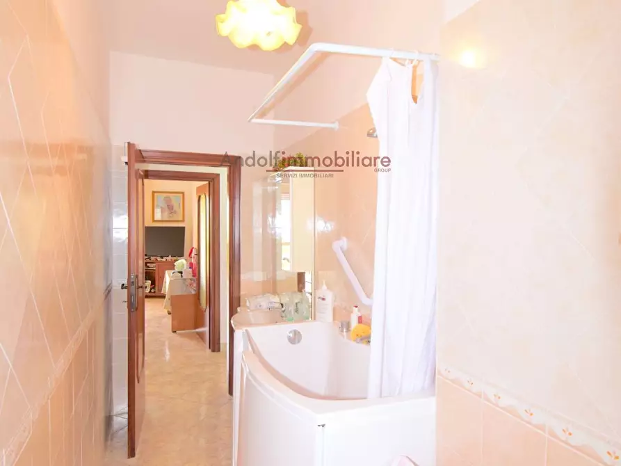 Immagine 21 di Appartamento in vendita  in Via Monte Cervino a Gaeta