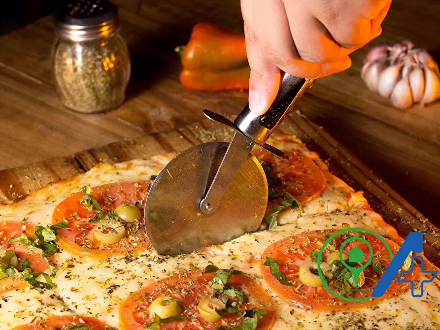 Immagine 5 di Attività commerciale in vendita  a Montichiari