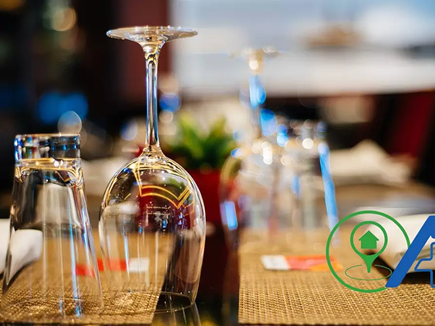 Immagine 3 di Attività commerciale in vendita  a Castel Goffredo