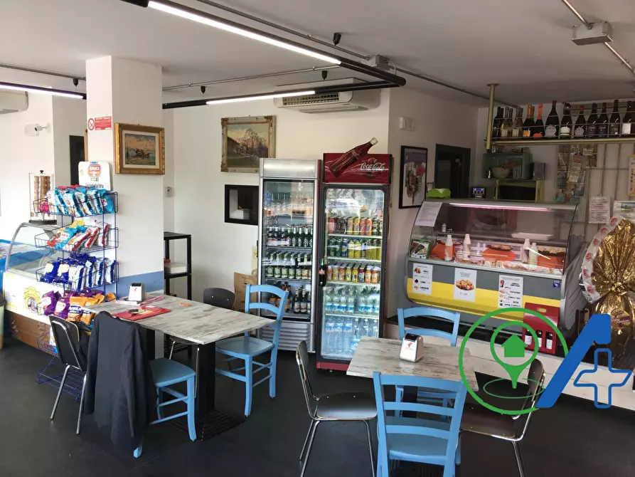 Immagine 6 di Attività commerciale in vendita  in via G. Quarena a Gavardo