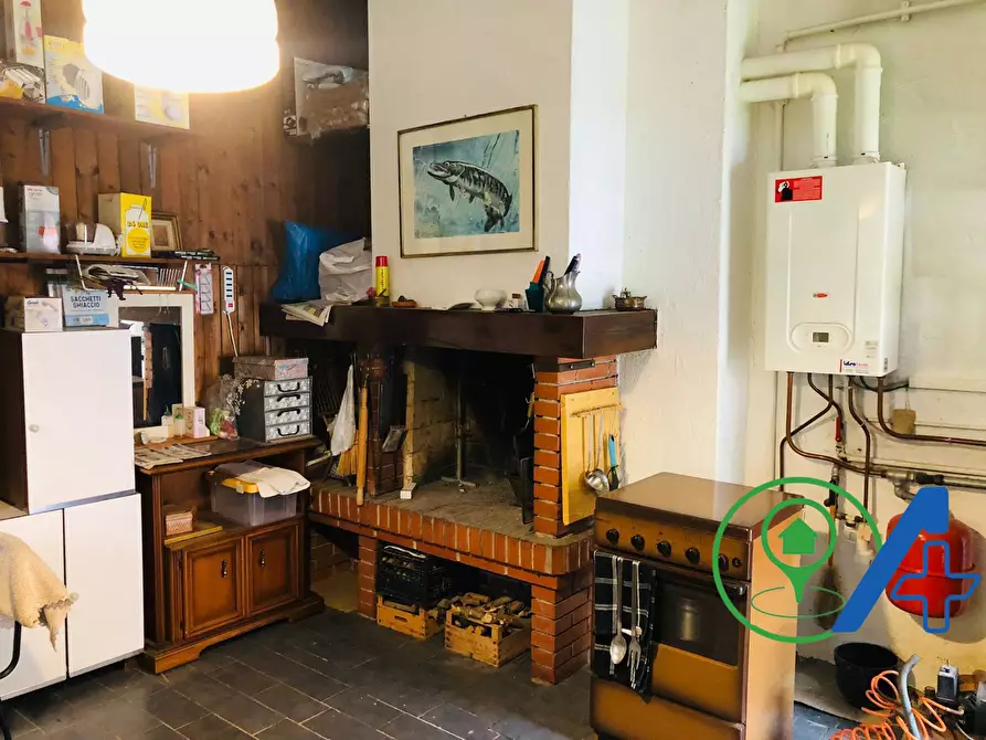 Immagine 10 di Villa in vendita  in via botturi a Castiglione Delle Stiviere