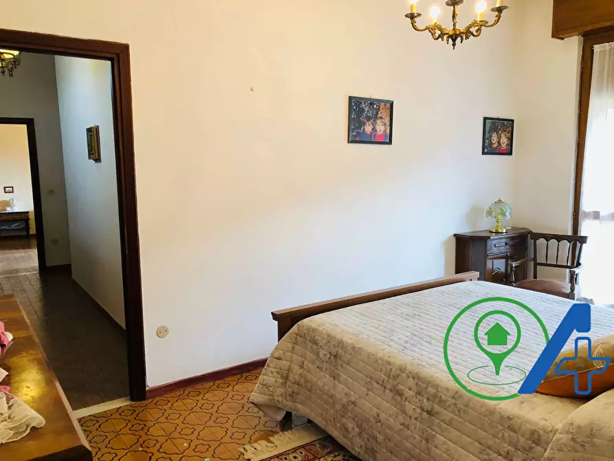 Immagine 11 di Villa in vendita  in via botturi a Castiglione Delle Stiviere