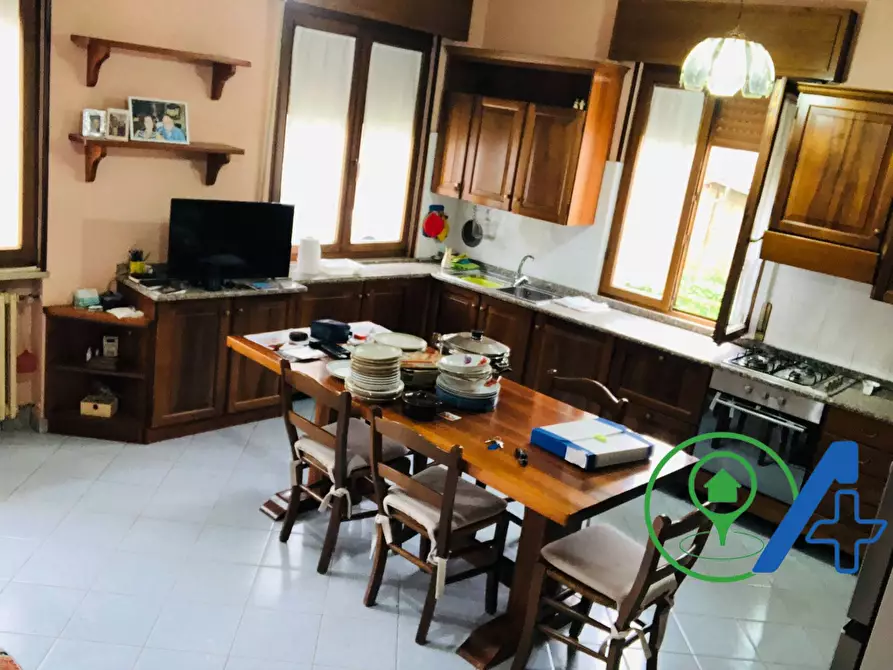 Immagine 20 di Villa in vendita  in via botturi a Castiglione Delle Stiviere