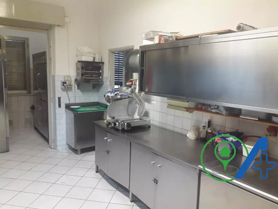 Immagine 6 di Locale commerciale in vendita  in strada Marengo a Goito