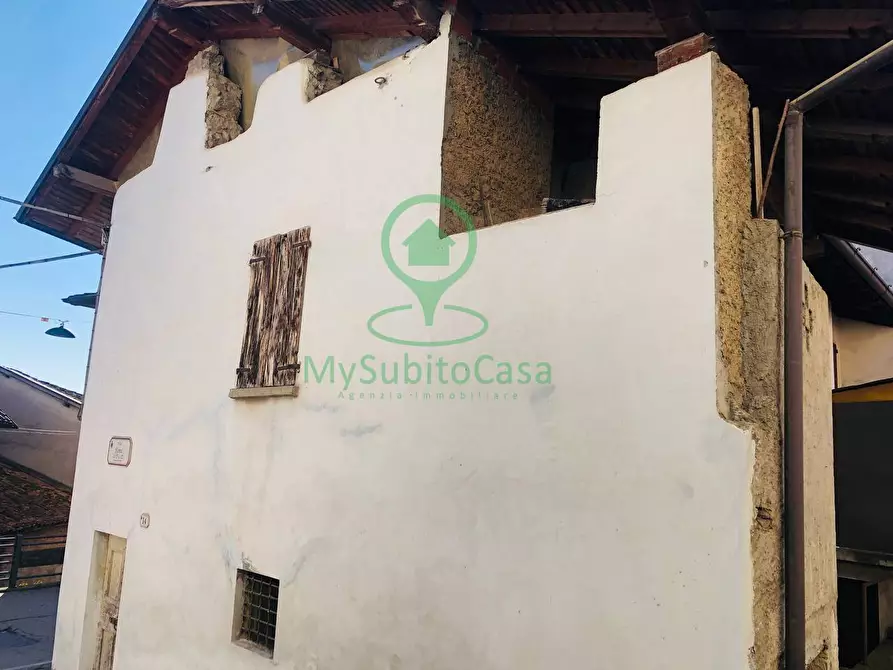 Immagine 4 di Rustico / casale in vendita  in piazza paolo VI a Mura