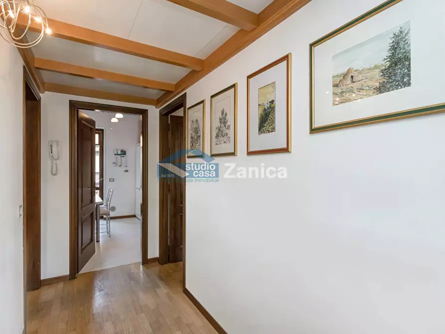 Immagine 4 di Villa in vendita  in Via Costantina a Bergamo