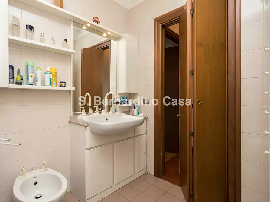 Immagine 9 di Appartamento in vendita  in UNGARETTI a Bergamo