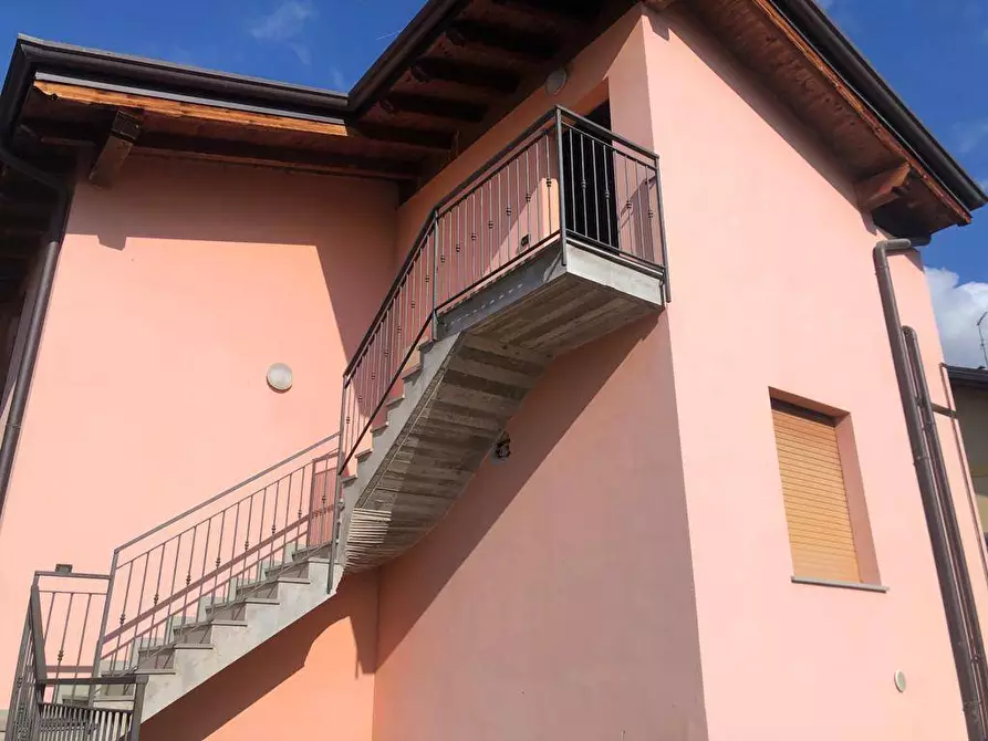 Immagine 2 di Appartamento in vendita  in Via Chignola a Torre Boldone