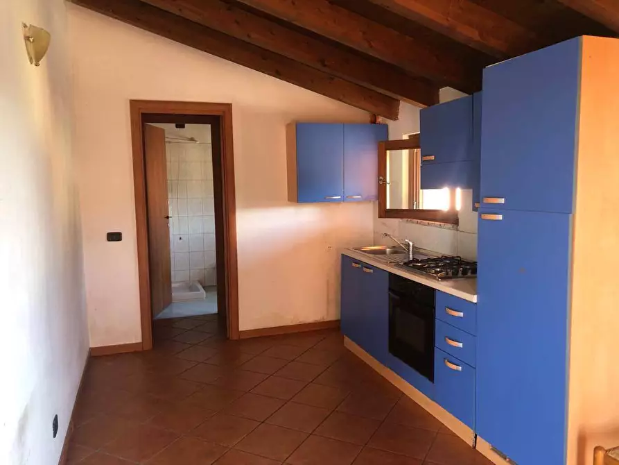 Immagine 10 di Appartamento in vendita  in Via Chignola a Torre Boldone