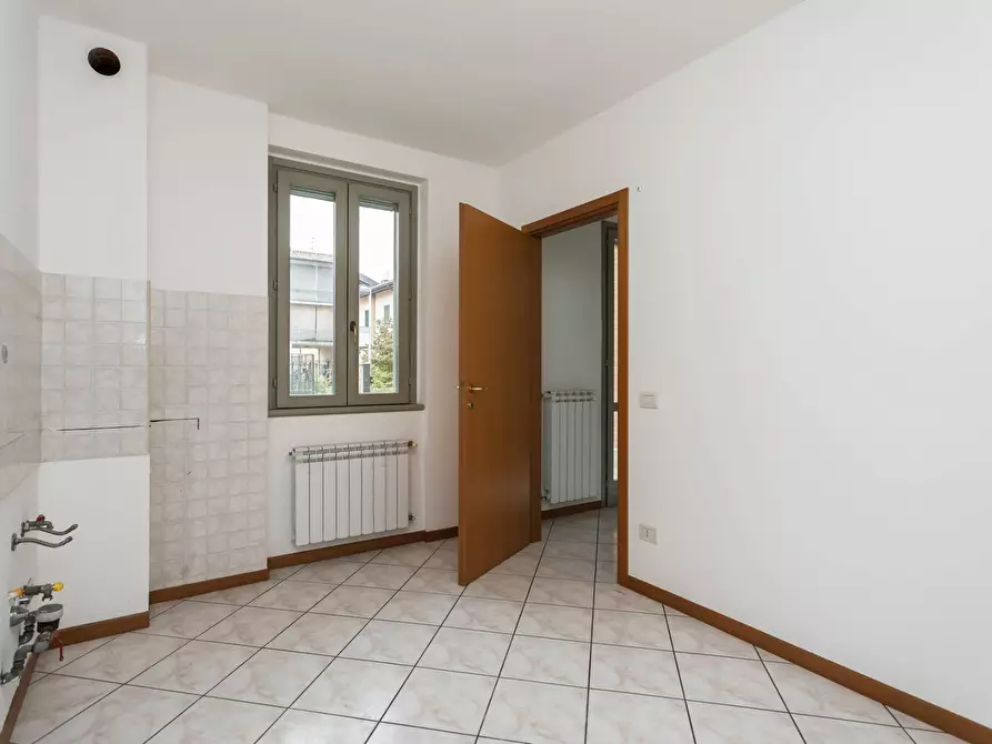 Immagine 6 di Appartamento in vendita  in Via Roma a Stezzano