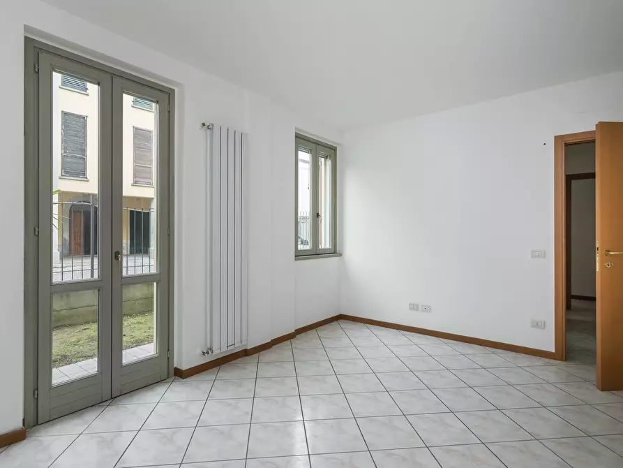 Immagine 8 di Appartamento in vendita  in Via Roma a Stezzano