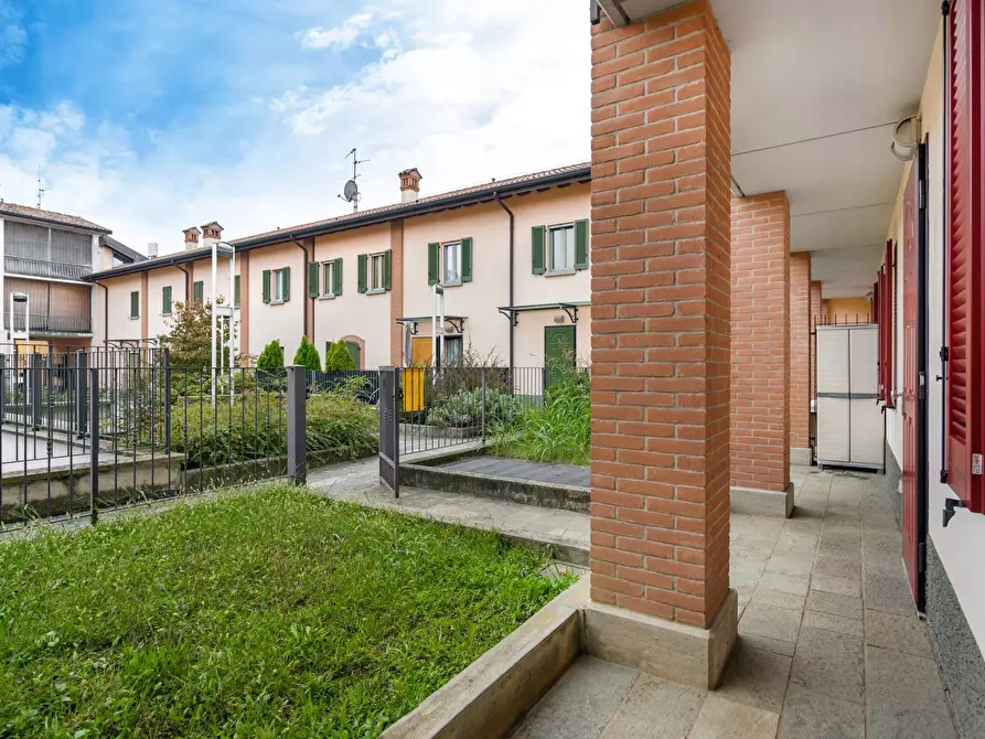 Immagine 16 di Appartamento in vendita  in Via Roma a Stezzano