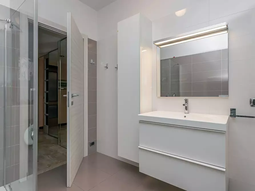 Immagine 10 di Appartamento in vendita  in Via Giovanni Keplero a Bergamo