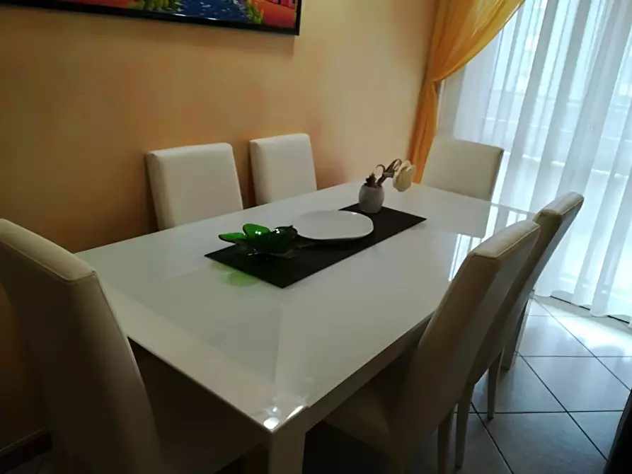 Immagine 6 di Appartamento in vendita  in Via Monte Rosa a Gorle