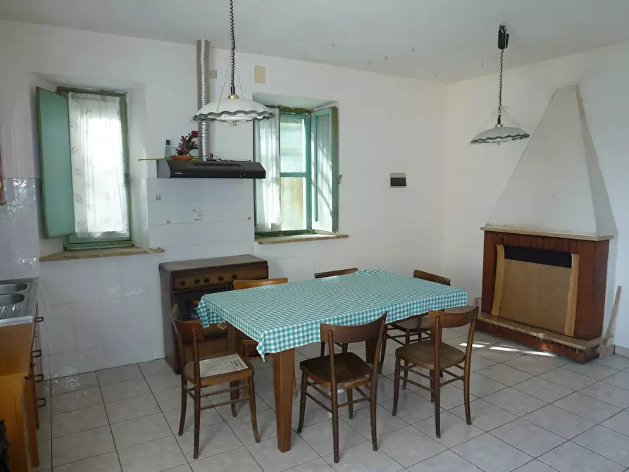 Immagine 13 di Casa indipendente in vendita  in c.da bore a Falerone