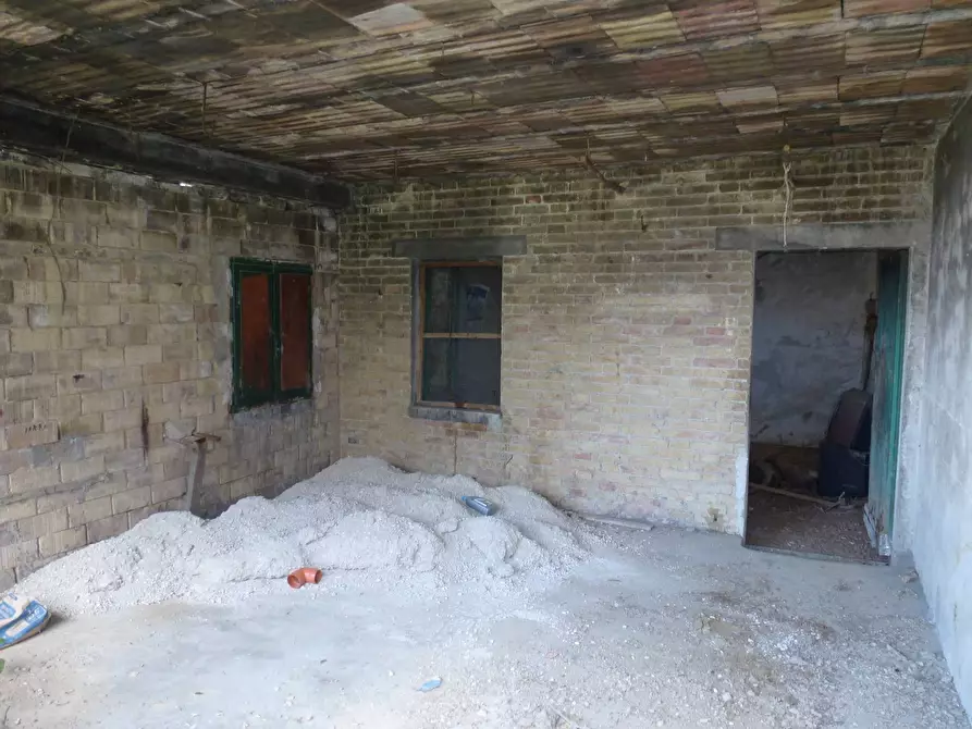 Immagine 17 di Casa indipendente in vendita  in c.da bore a Falerone