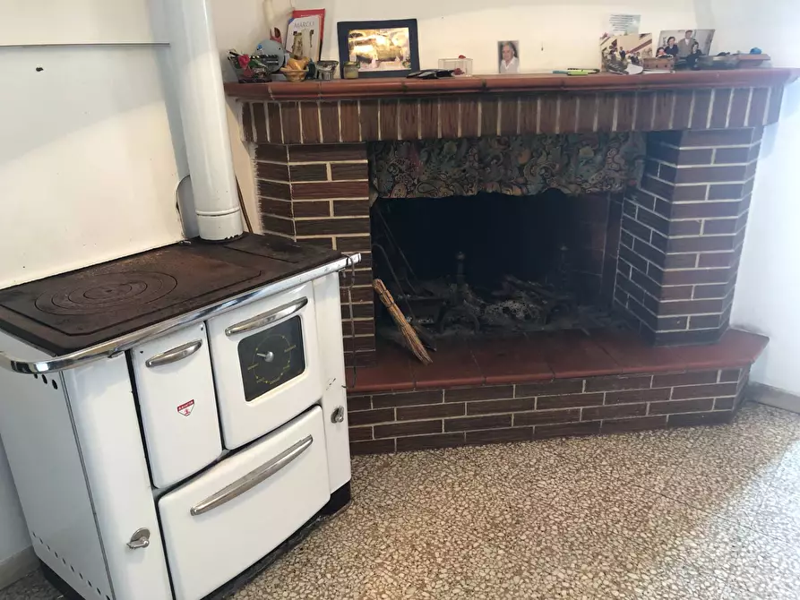 Immagine 10 di Casa semindipendente in vendita  in contrada santa maria a Montelparo