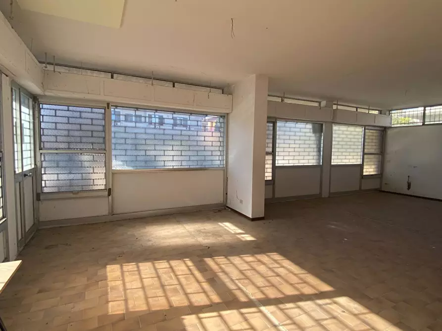 Immagine 4 di Attività commerciale in affitto  in via Leonardo da Vinci a Montegiorgio