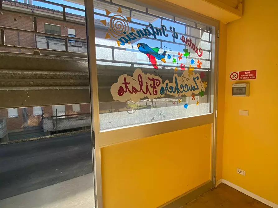 Immagine 7 di Attività commerciale in affitto  in via Leonardo da Vinci a Montegiorgio