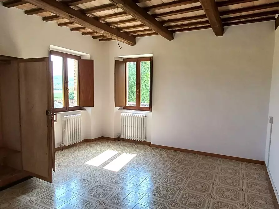 Immagine 11 di Casa semindipendente in vendita  in via Volpi a Falerone