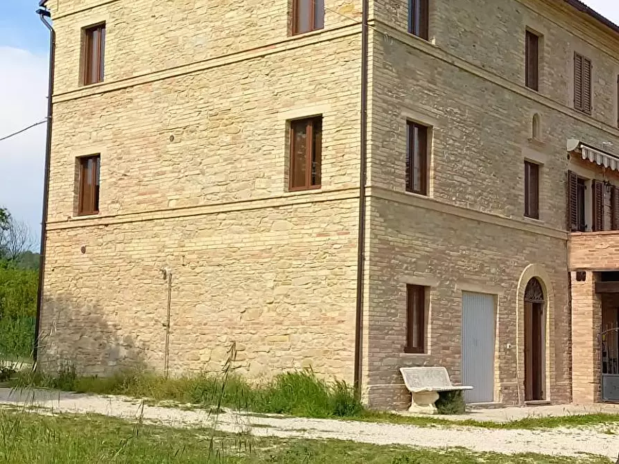 Immagine 4 di Casa semindipendente in vendita  in via Volpi a Falerone