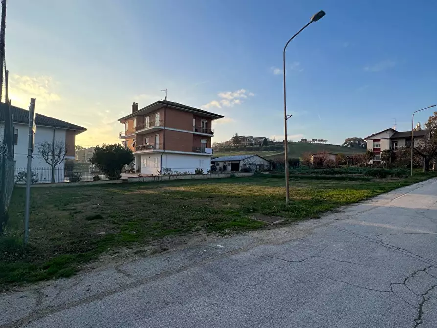 Immagine 6 di Terreno residenziale in vendita  in Via Umbria a Montegiorgio