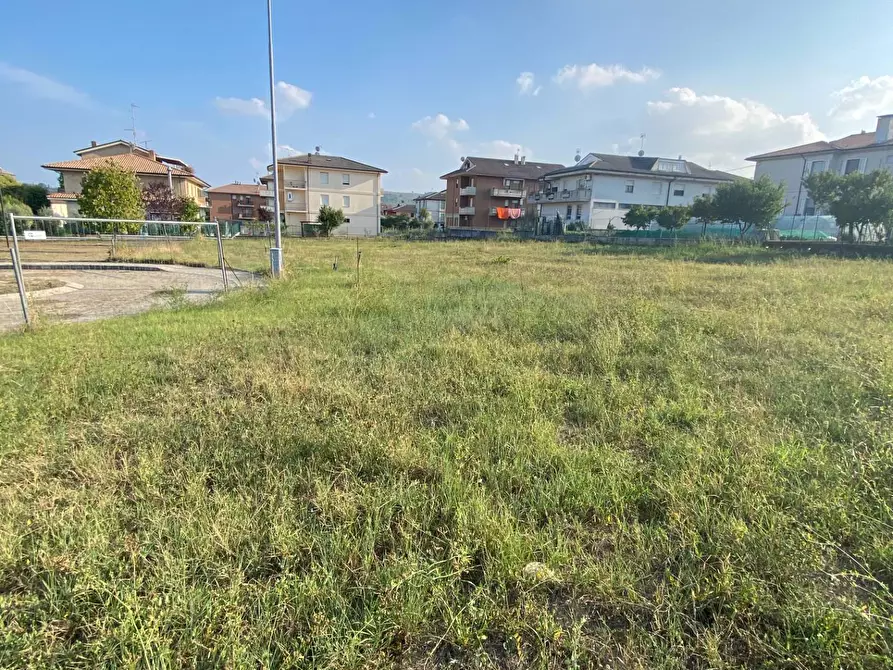 Immagine 1 di Terreno residenziale in vendita  a Montegiorgio