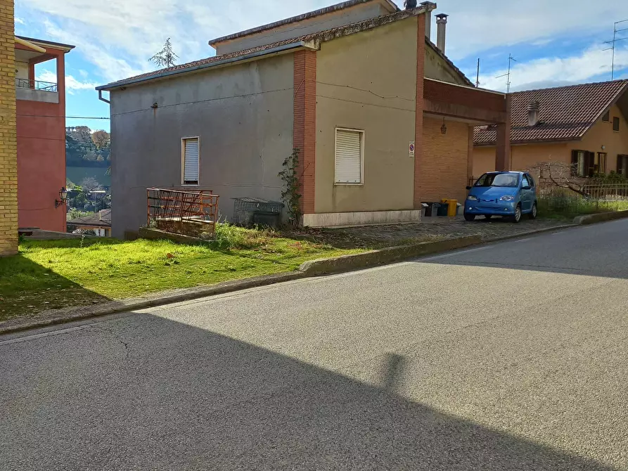 Immagine 1 di Casa indipendente in vendita  in VIALE PORTA MARINA a Montottone