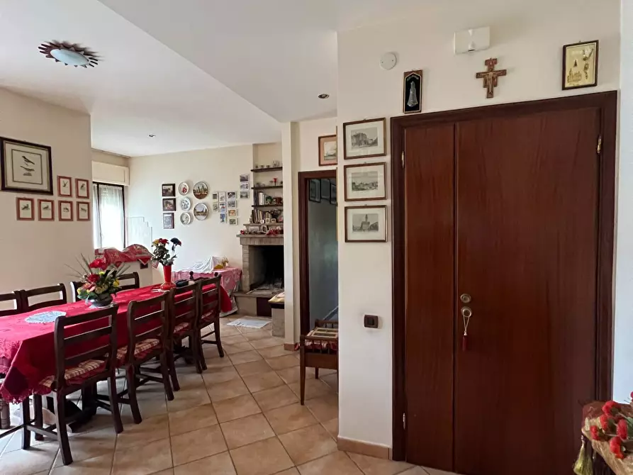 Immagine 5 di Appartamento in vendita  in via  Leopardi a Monsampietro Morico