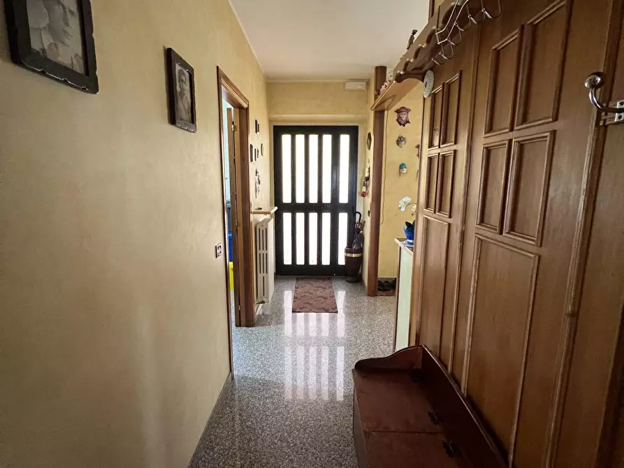 Immagine 5 di Appartamento in vendita  in via gaspere spontni a Montegiorgio